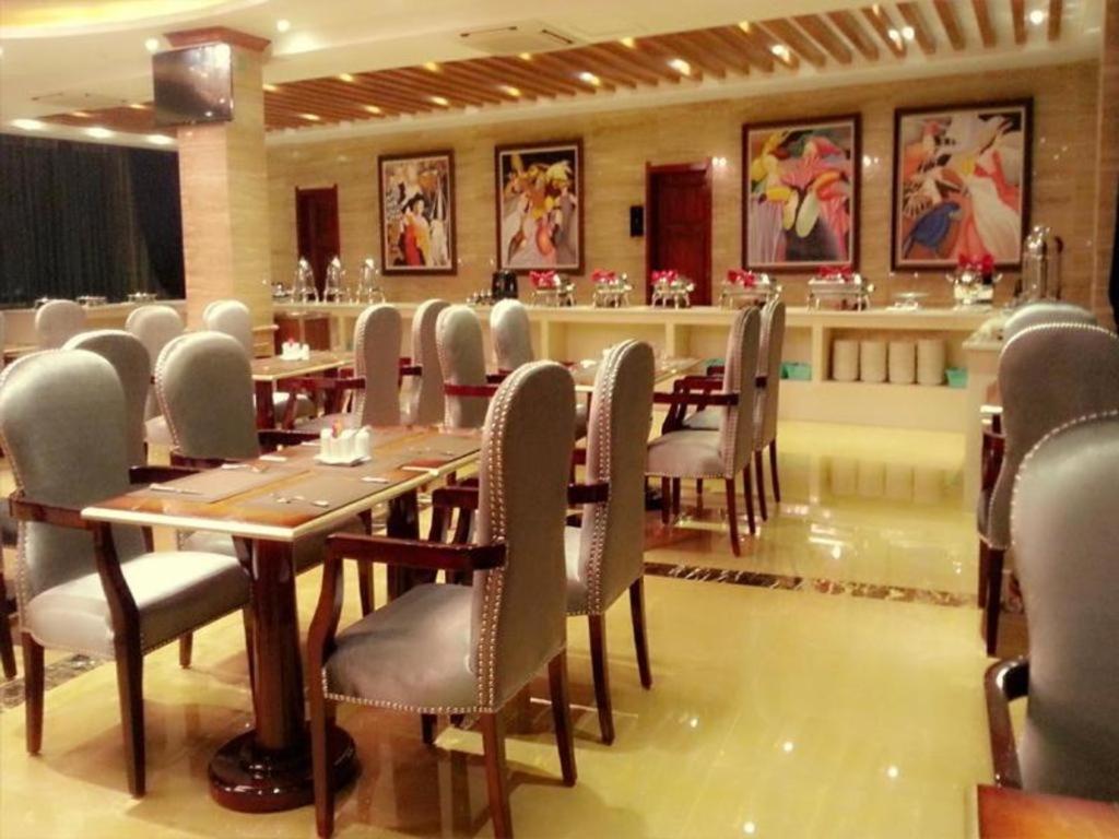 Star World Hotel Naypyidaw Eksteriør billede