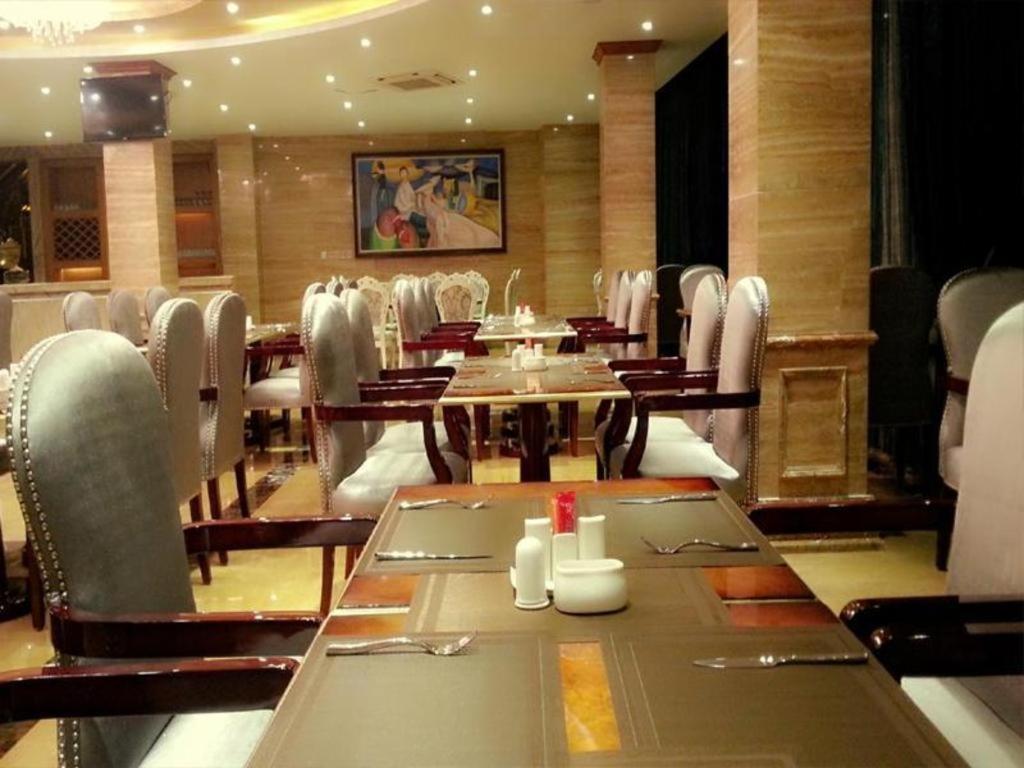 Star World Hotel Naypyidaw Eksteriør billede