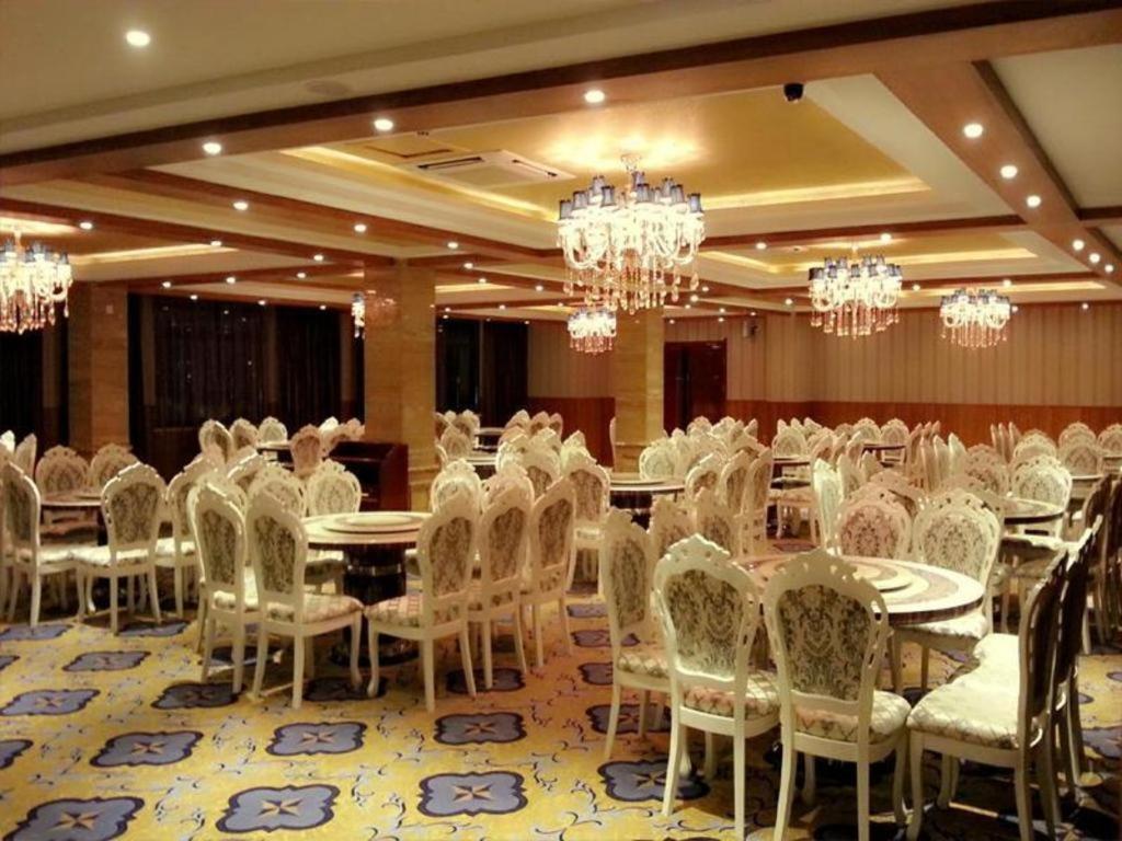 Star World Hotel Naypyidaw Eksteriør billede